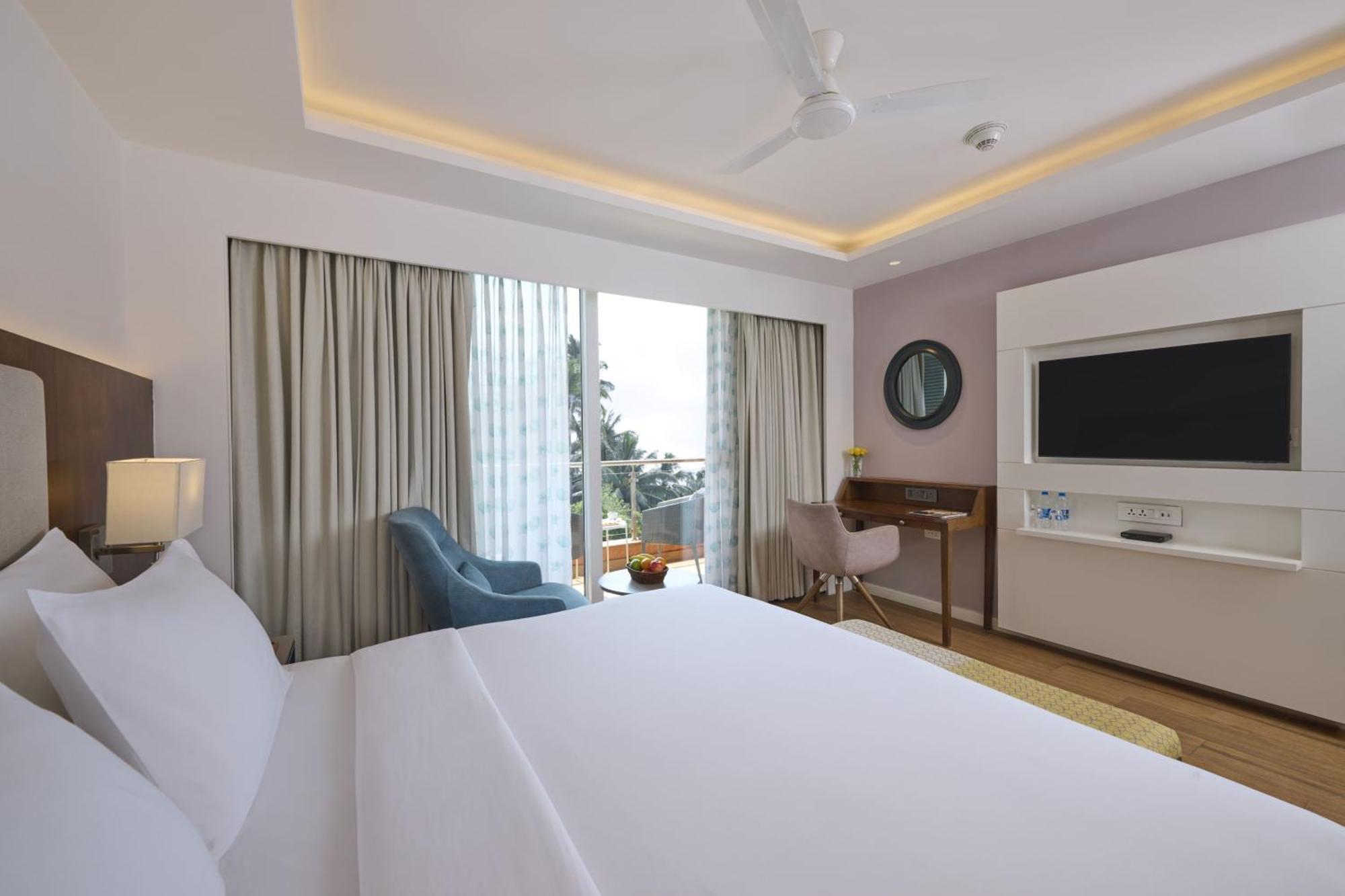 מלון Golden Tulip Vagator Goa מראה חיצוני תמונה